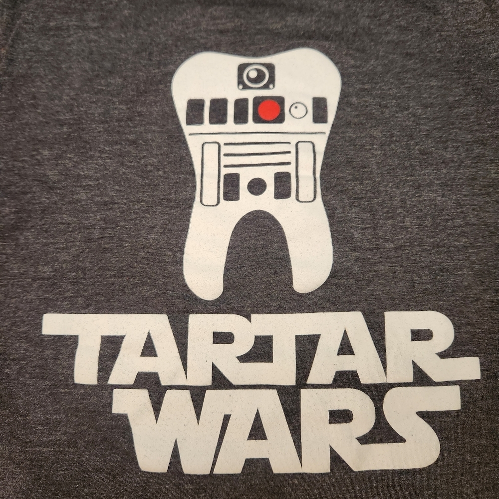 TARTER WARS Charcoal Gray Short Sleeve T-Shirt EUC Size Medium